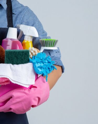 UNLOCKING EFFICIENCY: THE ADVANTAGES OF OUTSOURCED CLEANING SERVICES OVER IN-HOUSE MAINTENANCE